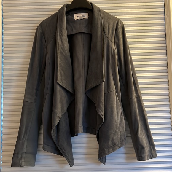 BB DAKOTA Wade Drape Front Faux Suede Gray Jacket, Size M, excellent condition. - Picture 2 of 9